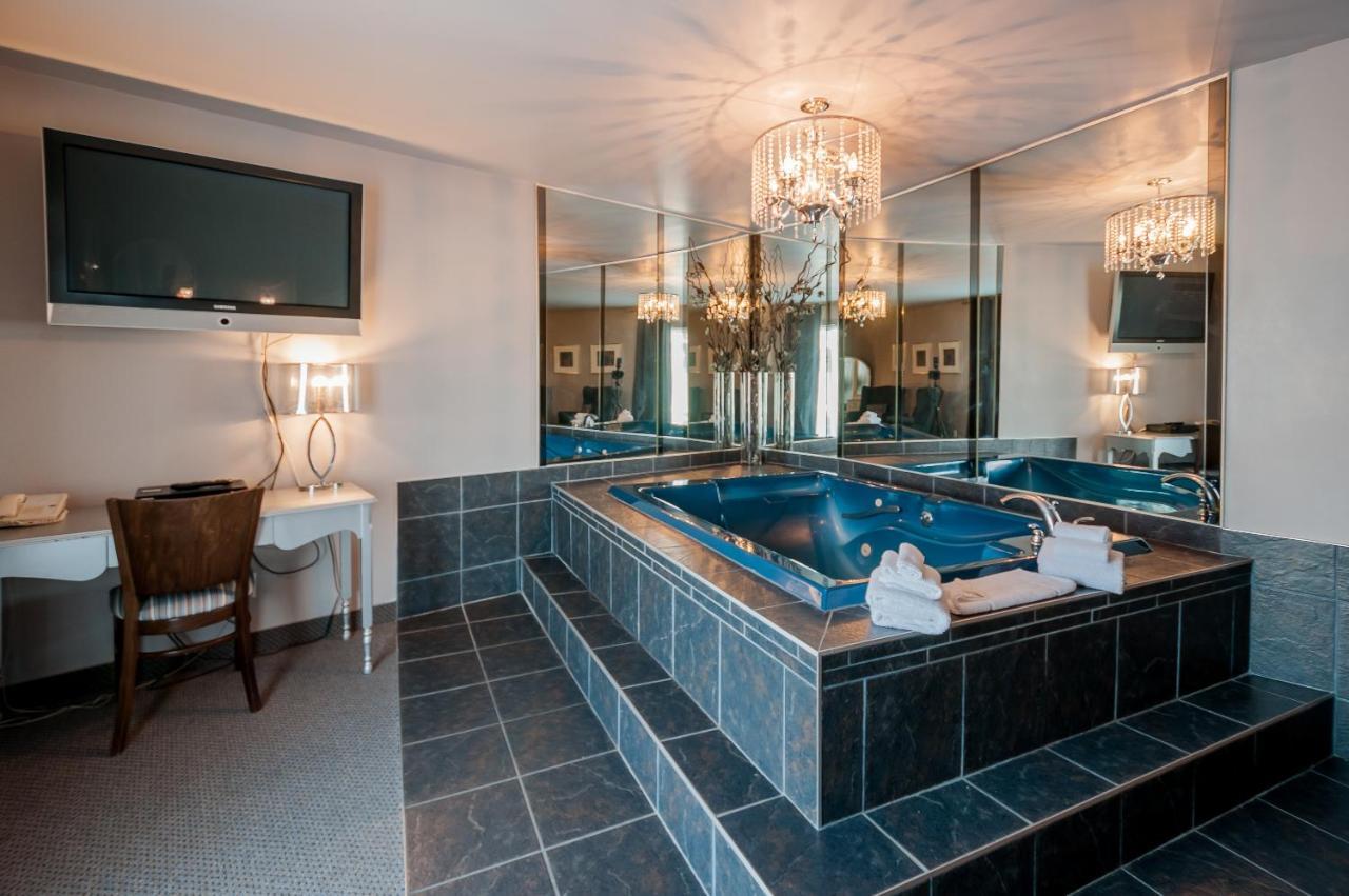 Hotel & Monte-cristo Quebec City